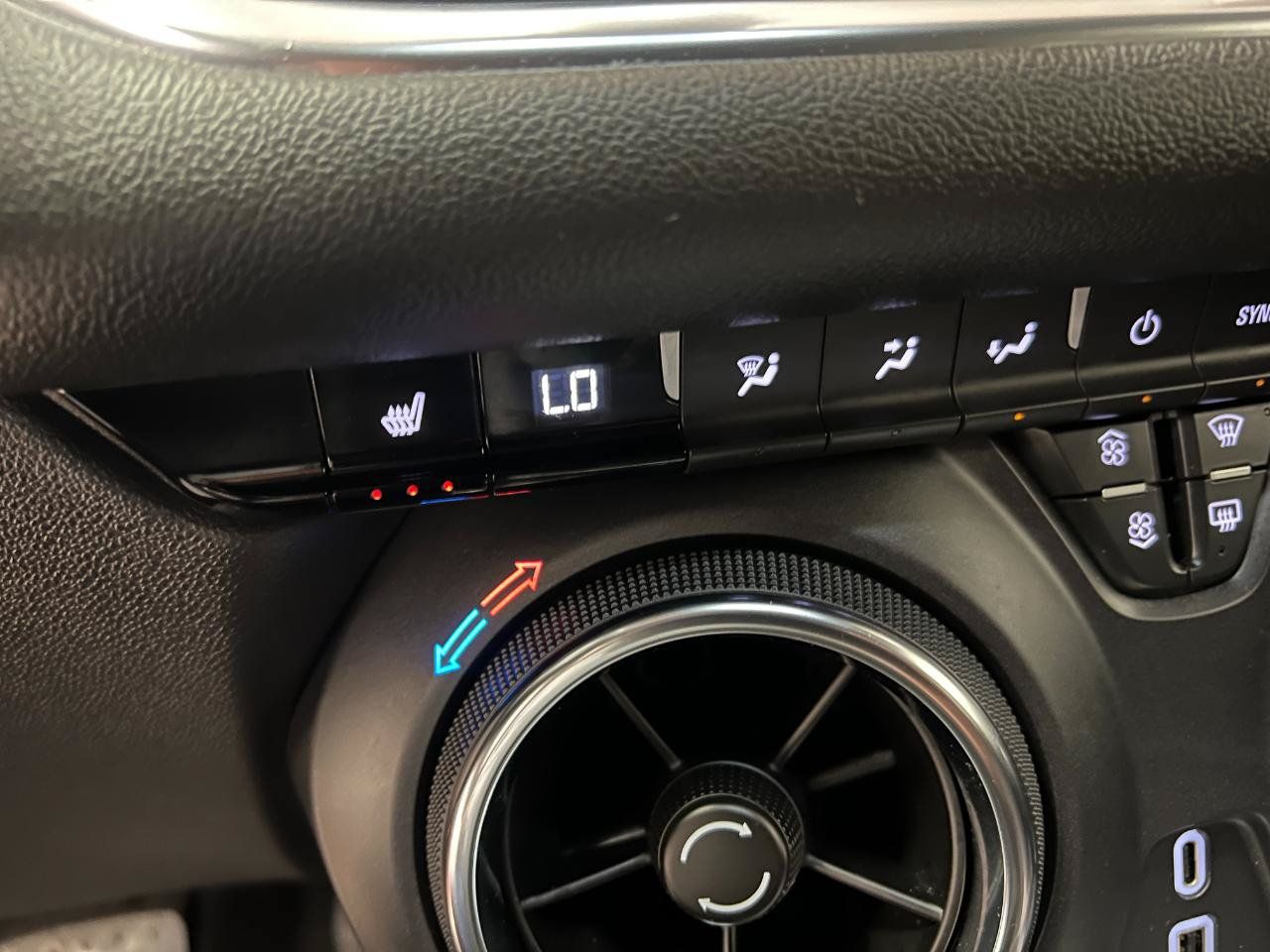 Used 2026 Chevrolet Blazer LT FWD image 37