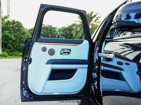 Used 2022 Rolls-Royce Ghost AWD/4WD image 42