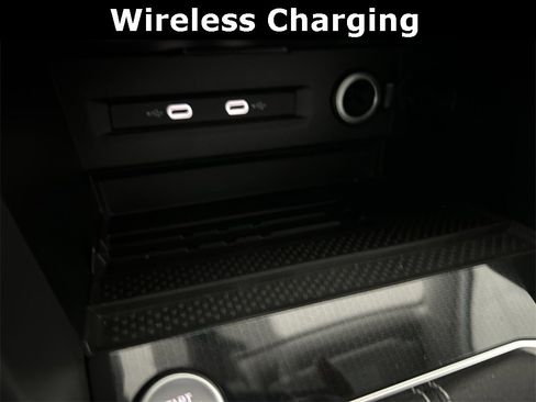 New 2026 Volkswagen Taos SE image 31