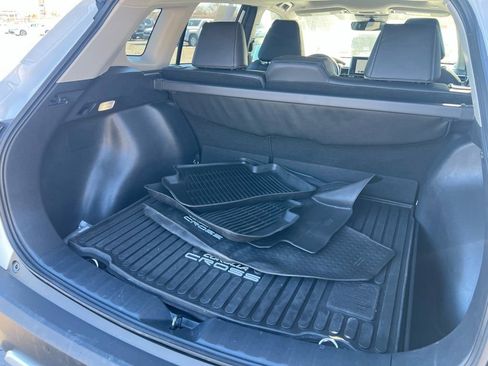 Certified 2023 Toyota Corolla Cross XLE w/ Convenience Package image 32