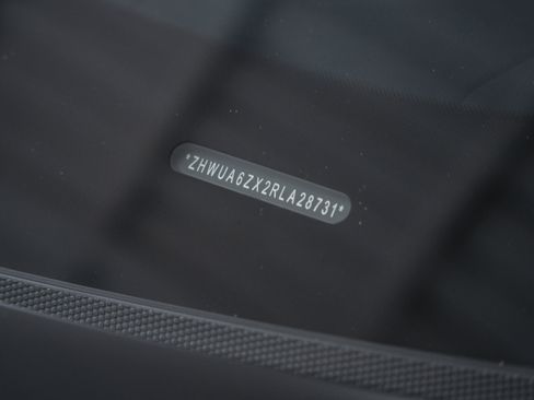 Used 2024 Lamborghini Huracan STO RWD image 59