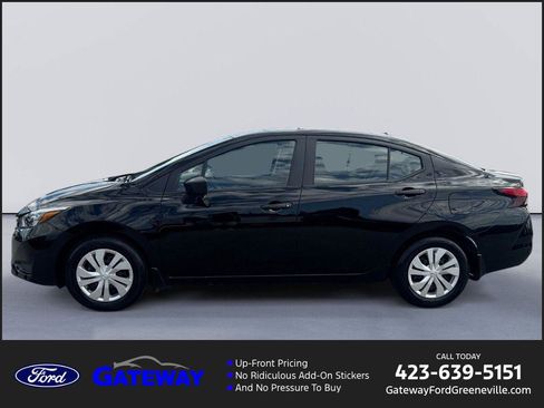 Used 2025 Nissan Versa S w/ Trunk Package image 1