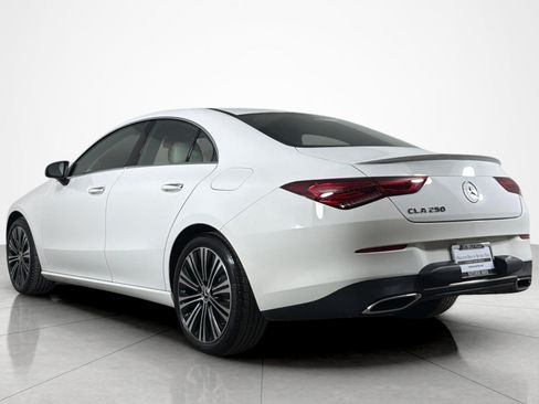 Used 2023 Mercedes-Benz CLA 250 image 3