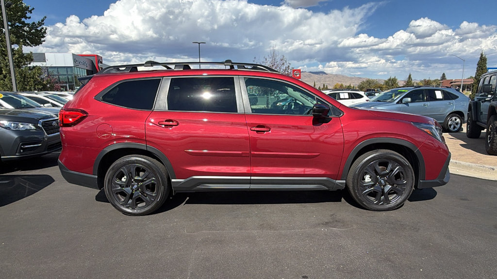 Used 2025 Subaru Ascent Bronze Edition AWD/4WD image 2
