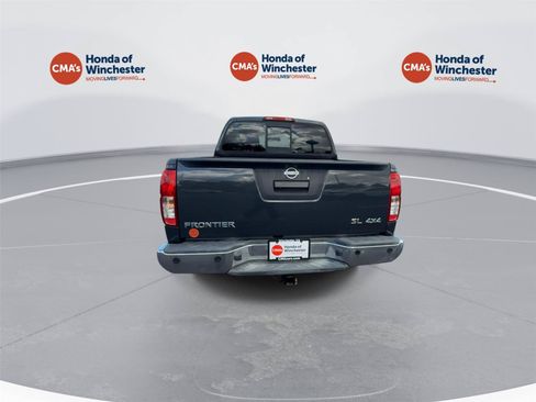 Used 2014 Nissan Frontier SL w/ SL Moonroof Package AWD/4WD image 10