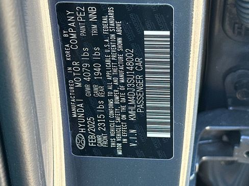 New 2025 Hyundai Elantra SEL image 36