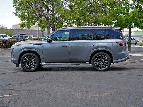 Used 2026 INFINITI QX80 Autograph w/ Premium Cargo Package AWD/4WD image 3