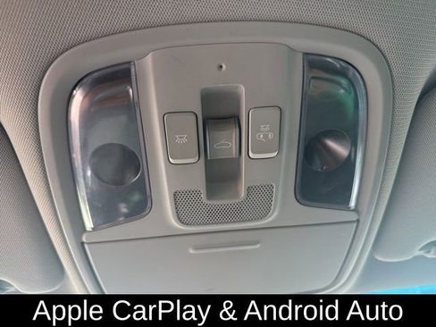 Used 2018 Kia Optima S w/ Panoramic Sunroof Package image 17