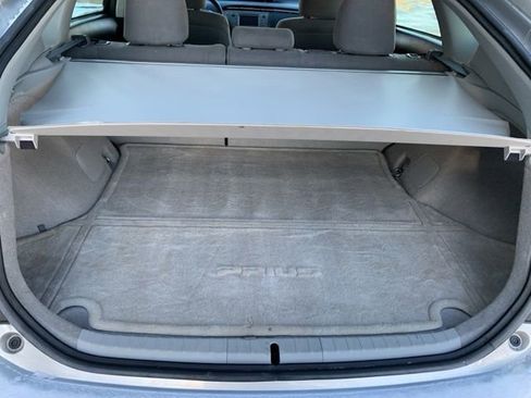 Used 2012 Toyota Prius Two image 31