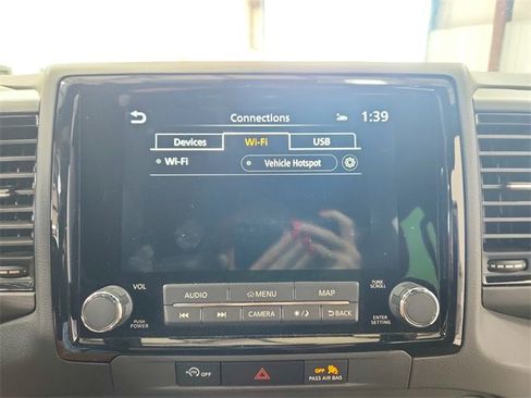 Used 2024 Nissan Frontier Pro-X image 31