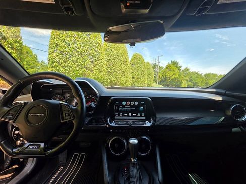 Used 2017 Chevrolet Camaro SS RWD image 16