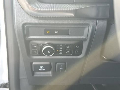 Used 2025 Ford F150 Raptor image 28