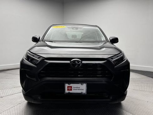 Used 2023 Toyota RAV4 LE AWD/4WD image 42