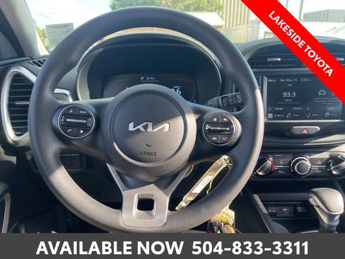 Used 2023 Kia Soul LX FWD image 22