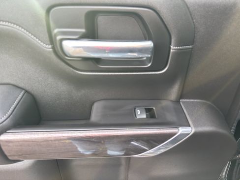 Used 2020 Chevrolet Silverado 1500 LTZ w/ LTZ Premium Package image 16