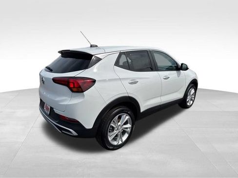 Used 2023 Buick Encore GX Preferred w/ Cold Weather Comfort Package FWD image 4