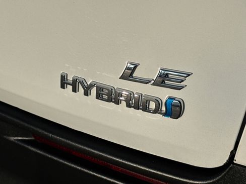 Certified 2024 Toyota Sienna LE image 12