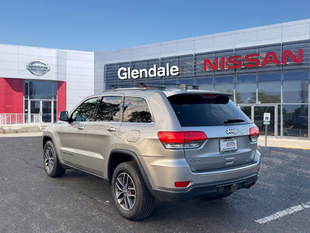 Used 2017 Jeep Grand Cherokee Limited w/ Trailer Tow Group IV AWD/4WD image 6