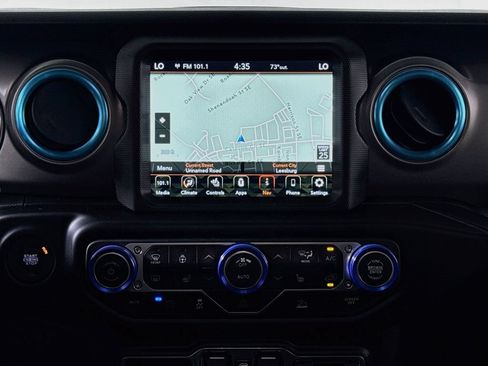 Used 2023 Jeep Wrangler Unlimited Rubicon 4xe w/ Cold Weather Group AWD/4WD image 13