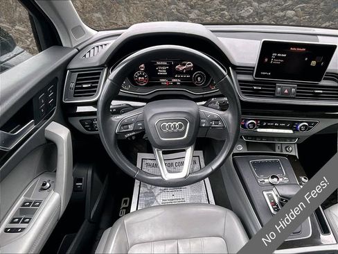 Used 2019 Audi Q5 2.0T Premium Plus w/ Premium Plus Package AWD/4WD image 5