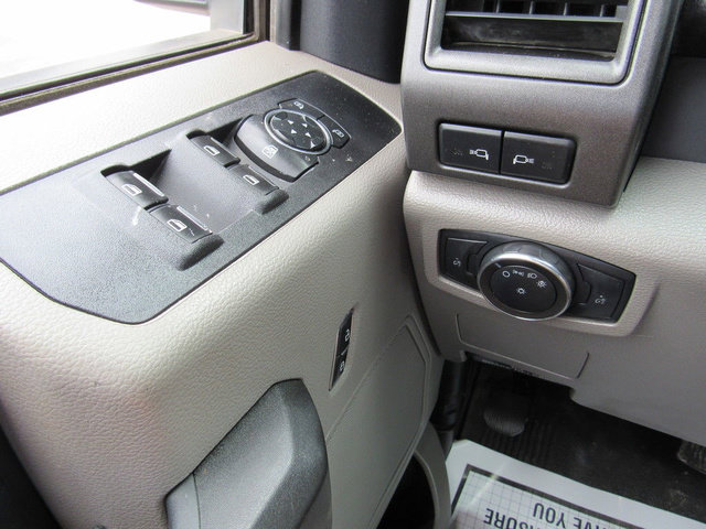 Used 2022 Ford F550 2WD Crew Cab Super Duty w/ Power Equipment Group image 42