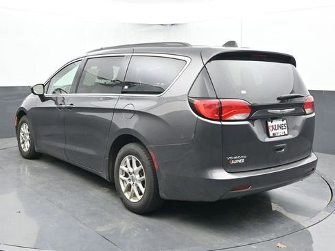 Used 2021 Chrysler Voyager Lxi FWD image 8