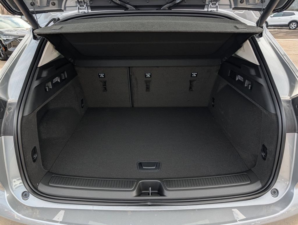 New 2026 Buick Envision Sport Touring AWD/4WD image 17