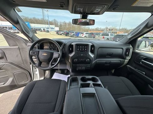 Used 2020 Chevrolet Silverado 1500 Custom w/ Custom Value Package image 21