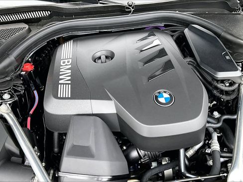 New 2027 BMW 530i RWD image 17