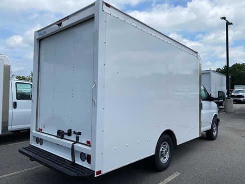 New 2025 GMC Savana 3500 w/ Power Convenience Package image 3