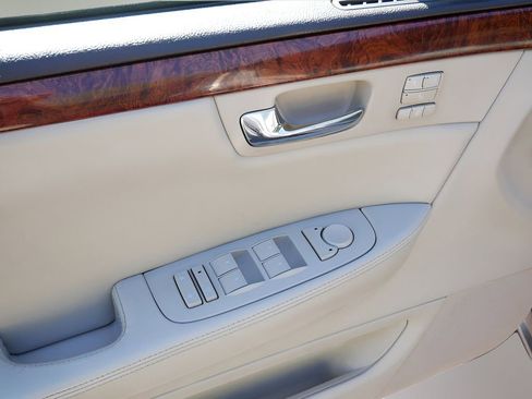 Used 2007 Cadillac DTS Luxury I FWD image 15