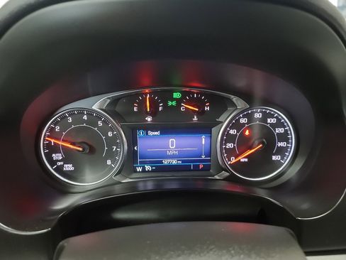 Used 2022 GMC Terrain SLE image 14