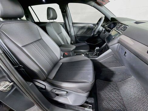 Used 2022 Volkswagen Tiguan SE R-Line AWD/4WD image 30