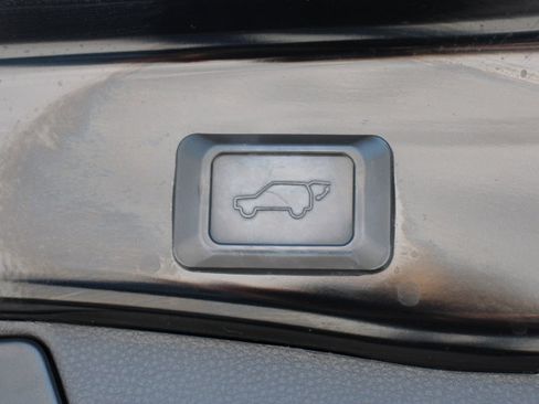 Certified 2021 Toyota RAV4 XLE w/ Convenience Package image 16