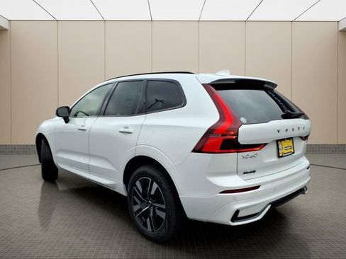 New 2026 Volvo XC60 B5 Core w/ Climate Package AWD/4WD image 7