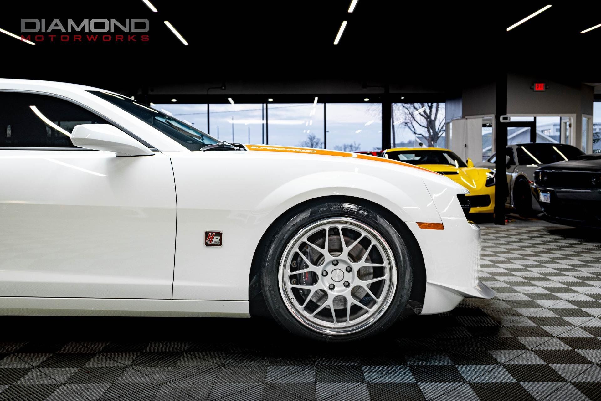 Used 2010 Chevrolet Camaro SS w/ LPO, Ground Effects Package RWD image 26