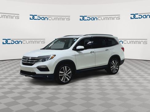 Used 2017 Honda Pilot Elite image 4