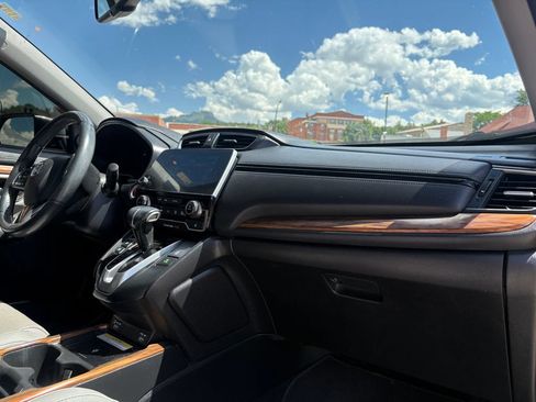 Used 2021 Honda CR-V Touring image 14