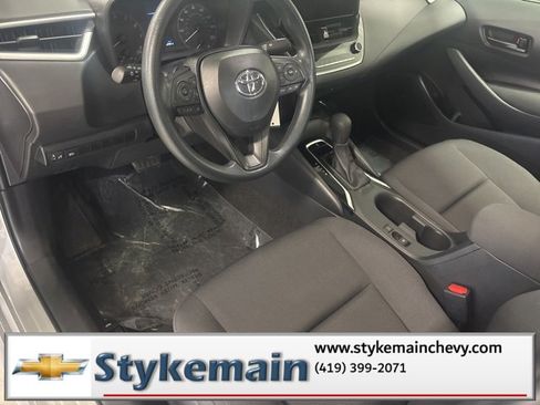 Used 2024 Toyota Corolla LE image 17