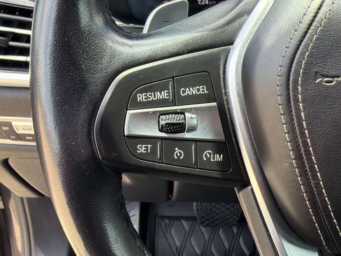 Used 2021 BMW X5 xDrive40i AWD/4WD image 15