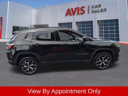 Used 2025 Jeep Compass Limited AWD/4WD image 5