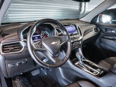 Used 2022 Chevrolet Equinox Premier image 17