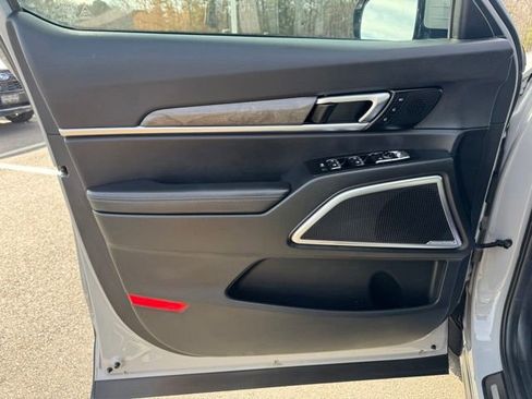 Used 2024 Kia Telluride SX Prestige X-Pro image 18