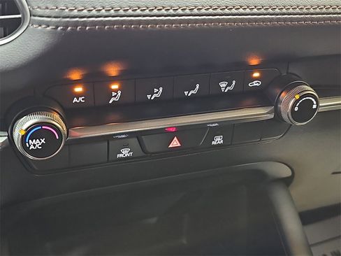 New 2025 MAZDA MAZDA3 s image 23