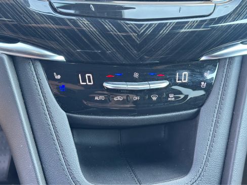 Used 2024 Cadillac XT6 Premium Luxury w/ LPO, Floor Liner Package AWD/4WD image 17