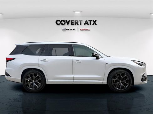 Used 2026 Lexus TX 500h AWD w/ Technology Package image 8