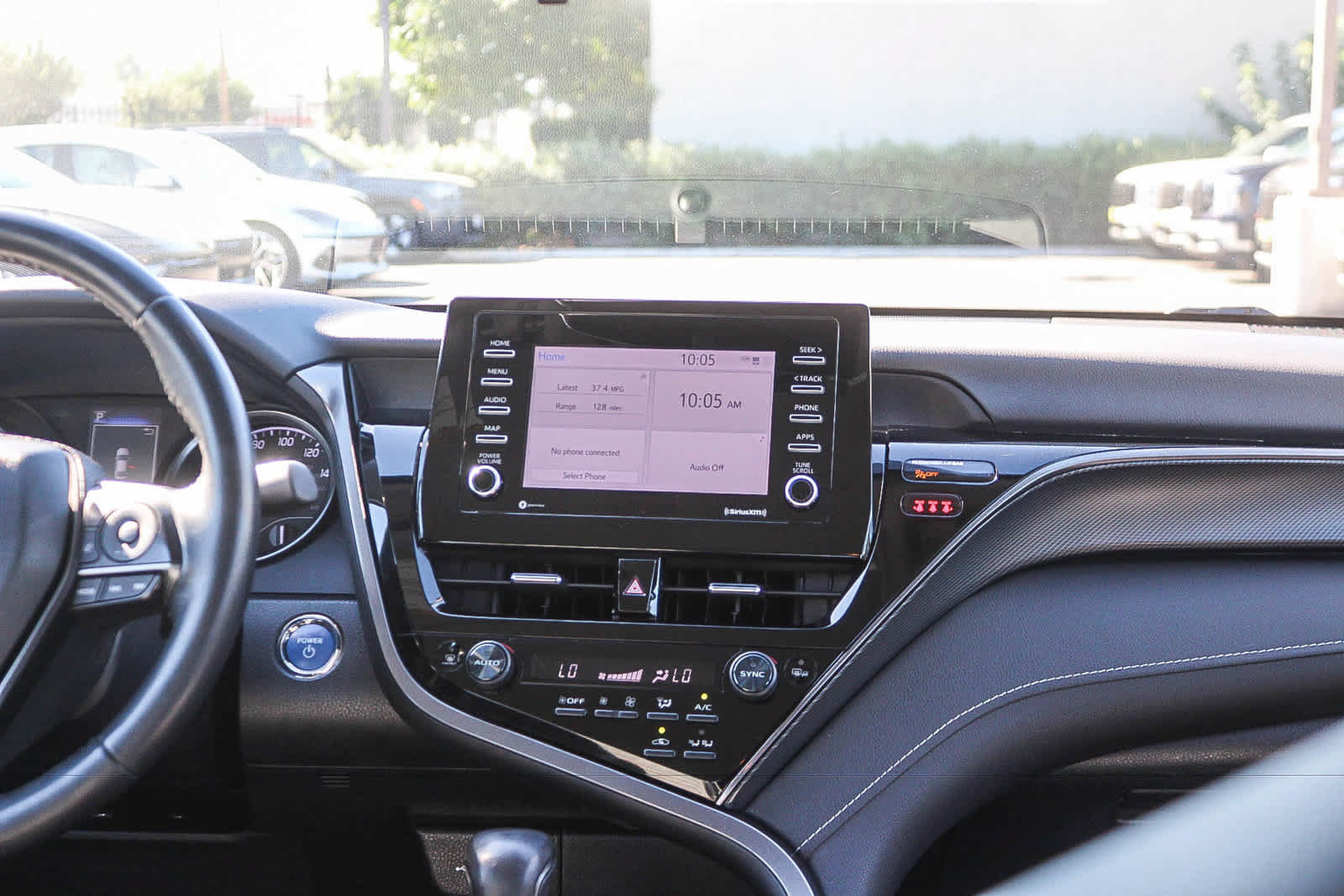 Used 2022 Toyota Camry SE FWD image 17
