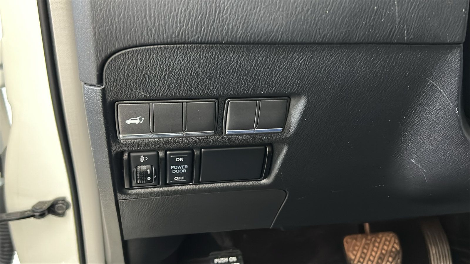 Used 2017 INFINITI QX80 4WD image 22