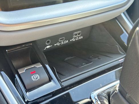 New 2025 Subaru Outback Limited image 15