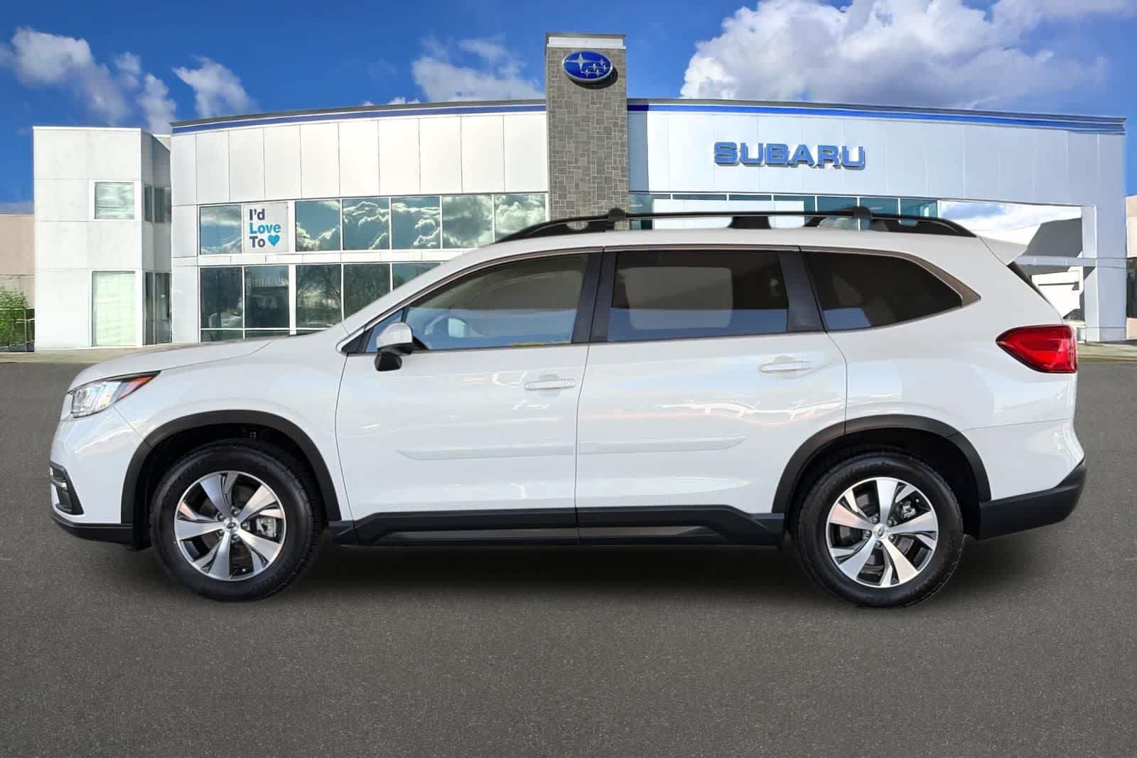 Used 2019 Subaru Ascent Premium w/ Popular Package #3 AWD/4WD image 9